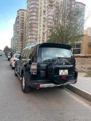 Mitsubishi Pajero 2007, 130,000 km - 3.0 l - Bakı