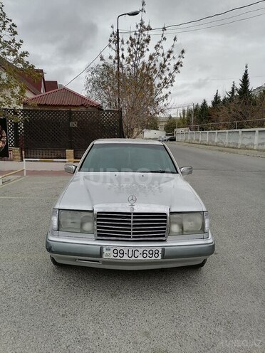 Mercedes E 250 1992, 222,222 km - 2.5 л - Sumqayıt