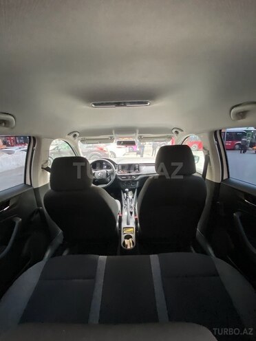 Skoda Rapid 2021, 52,405 km - 1.6 л - Bakı