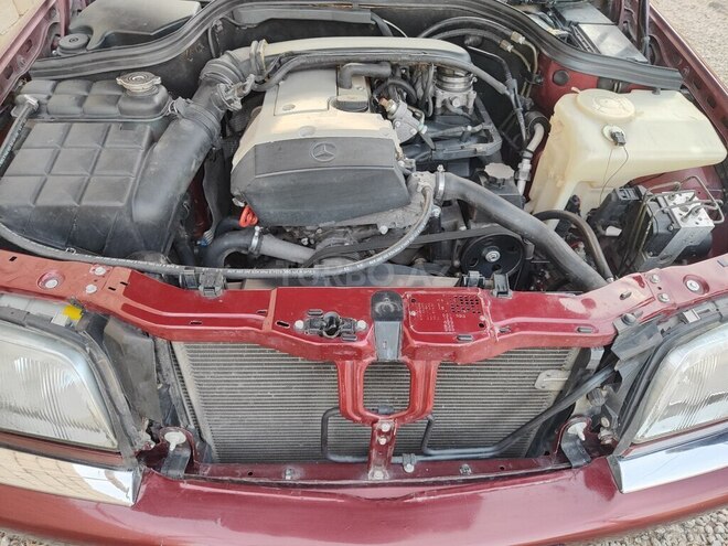 Mercedes C 180 1999, 285,000 km - 1.8 l - Bakı