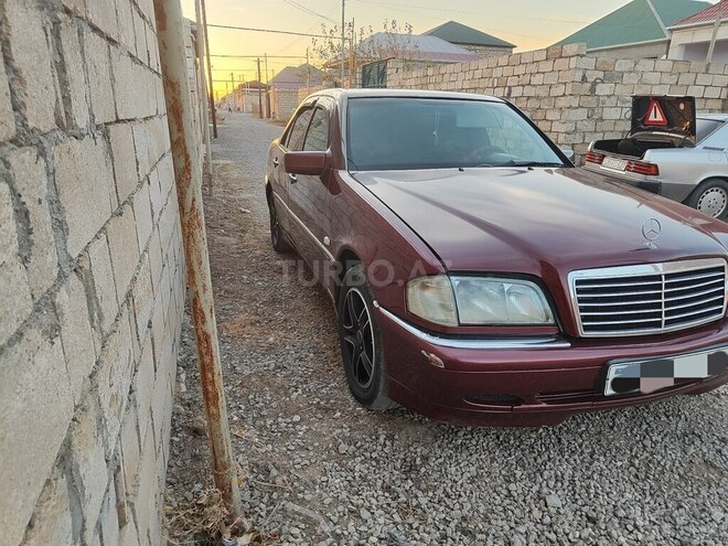 Mercedes C 180 1999, 285,000 km - 1.8 l - Bakı