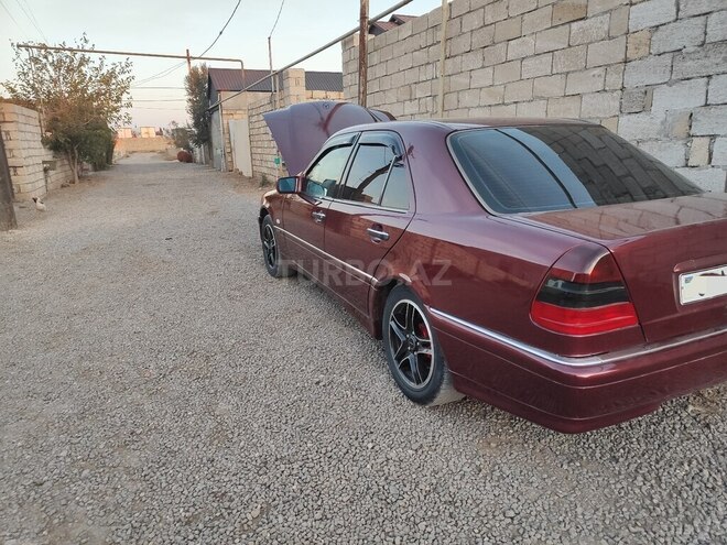 Mercedes C 180 1999, 285,000 km - 1.8 l - Bakı