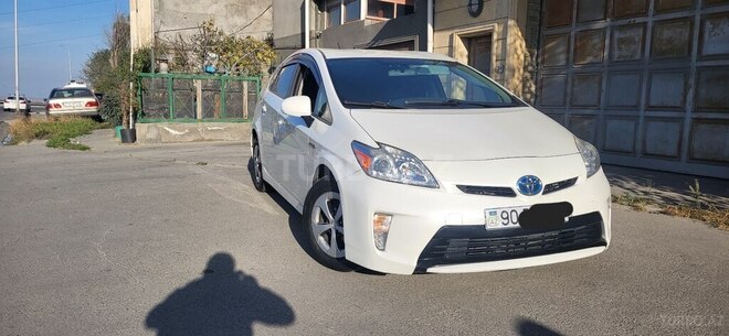 Toyota Prius 2014, 199,000 km - 1.8 л - Bakı