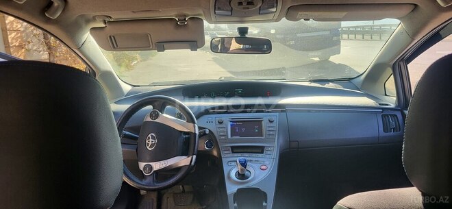 Toyota Prius 2014, 199,000 km - 1.8 л - Bakı