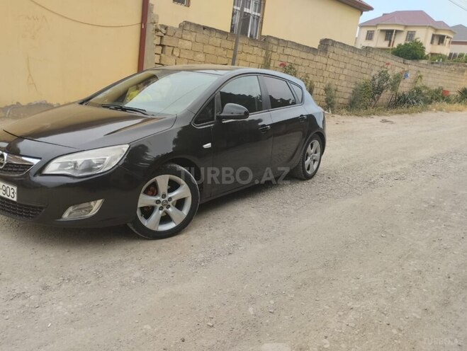 Opel Astra 2012, 190,000 km - 1.6 l - Bakı