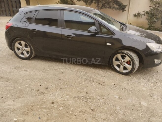 Opel Astra 2012, 190,000 km - 1.6 l - Bakı