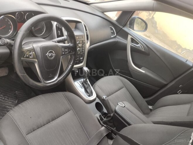 Opel Astra 2012, 190,000 km - 1.6 l - Bakı