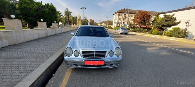 Mercedes E 220 1999, 195,000 km - 2.2 л - Masallı