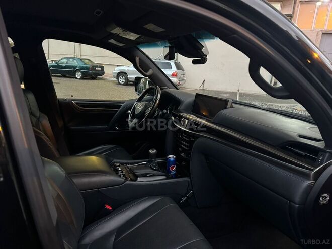 Lexus LX 570 2018, 77,000 km - 5.7 л - Bakı