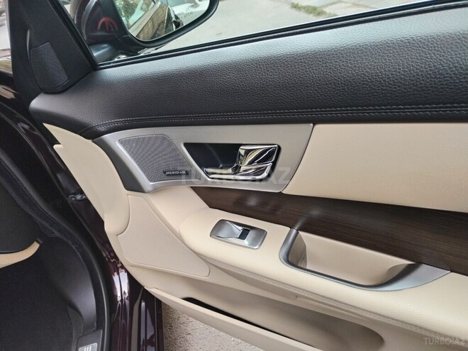 Jaguar XF 2015, 175,000 km - 2.0 l - Bakı