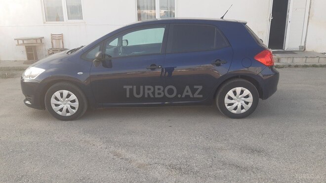 Toyota Auris 2008, 231,000 km - 1.4 л - Şirvan