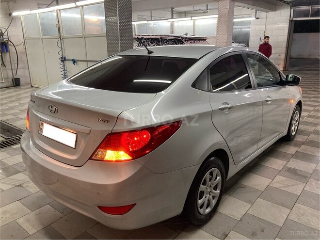 Hyundai Accent 2014, 189,500 km - 1.6 l - Bakı