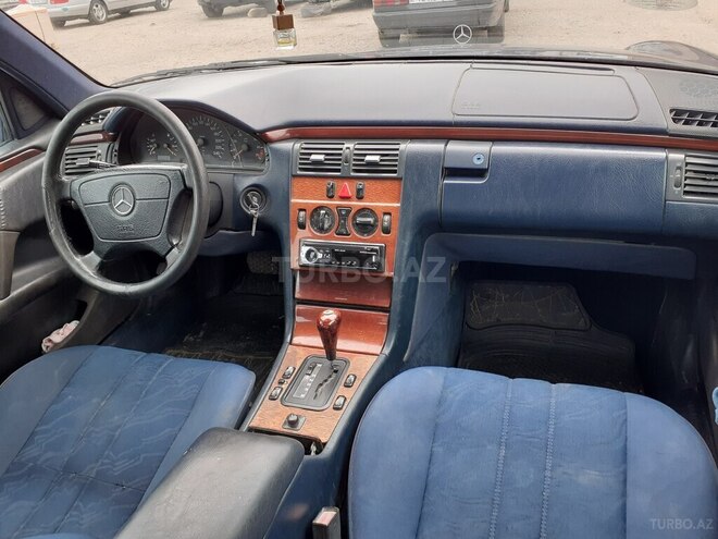 Mercedes E 200 1996, 315,000 km - 2.0 л - Bakı