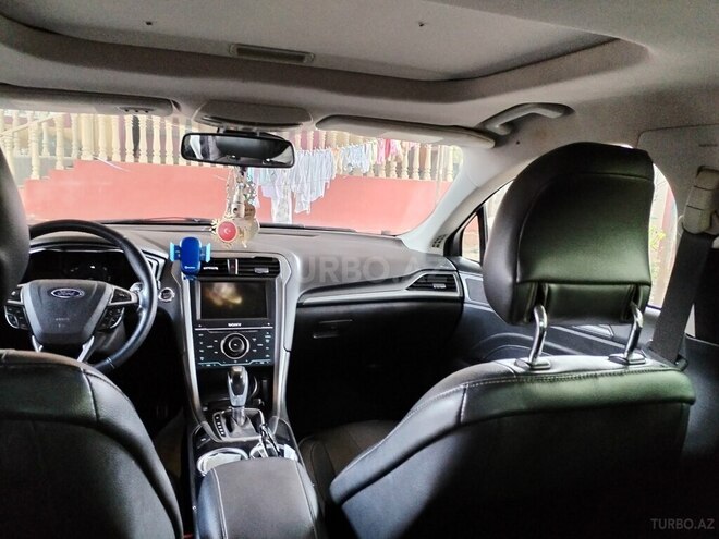 Ford Fusion 2013, 270,000 km - 2.0 l - Sabirabad