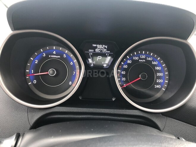 Hyundai Elantra 2012, 180,000 km - 1.8 l - Bakı