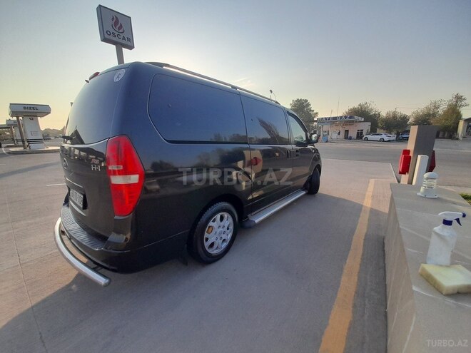 Hyundai H-1 2010, 567,893 km - 2.5 l - Beyləqan