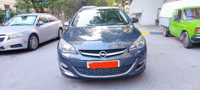 Opel Astra 2013, 298,000 km - 1.4 l - Bakı