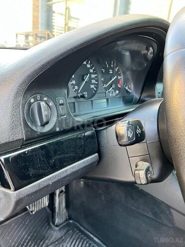 BMW 523 1996, 440,000 km - 2.5 л - Bakı