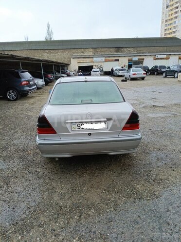 Mercedes C 180 1997, 352,500 km - 1.8 l - Bakı