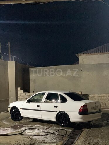 Opel Vectra 1996, 400,000 km - 1.6 l - Bakı