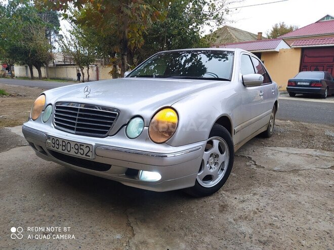 Mercedes E 220 2000, 47,000 km - 2.2 l - Biləsuvar
