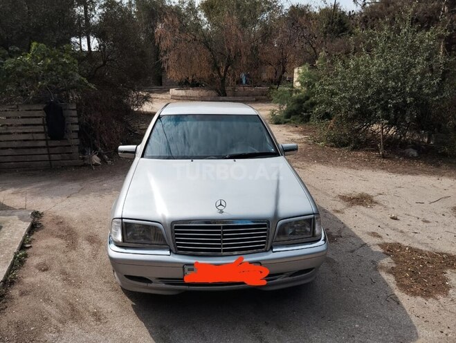 Mercedes C 220 1995, 176,695 km - 2.2 л - Bakı
