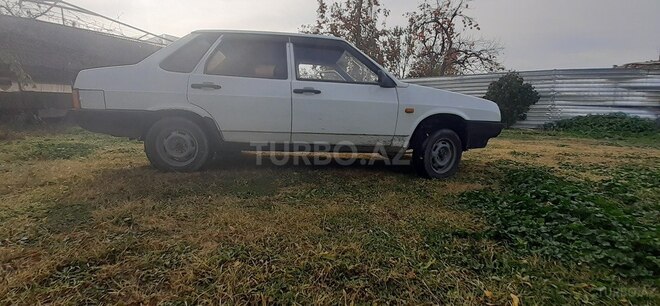 LADA (VAZ) 21099 1999, 360,000 km - 1.5 л - Qax