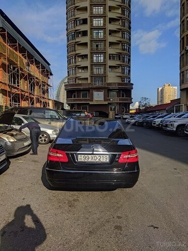 Mercedes E 220 2010, 441,000 km - 2.2 л - Bakı