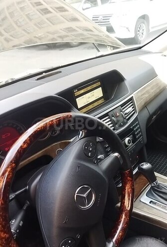 Mercedes E 220 2010, 441,000 km - 2.2 л - Bakı