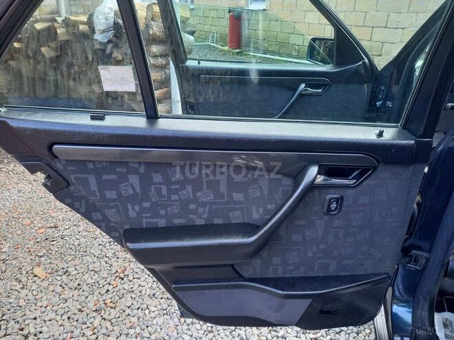 Mercedes C 200 1996, 254,896 km - 2.0 l - Masallı