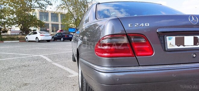 Mercedes E 240 1998, 305,000 km - 2.4 л - Şirvan