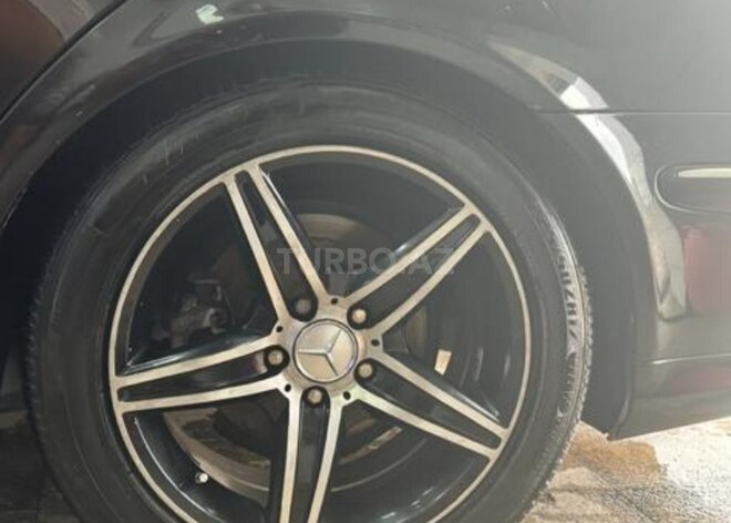 Mercedes E 270 2004, 452,000 km - 2.7 л - Bakı
