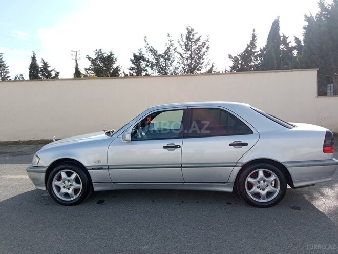 Mercedes C 220 2000, 380,000 km - 2.2 l - Bakı