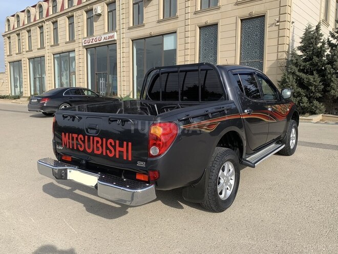 Mitsubishi L200 2012, 183,559 km - 2.5 l - Bakı