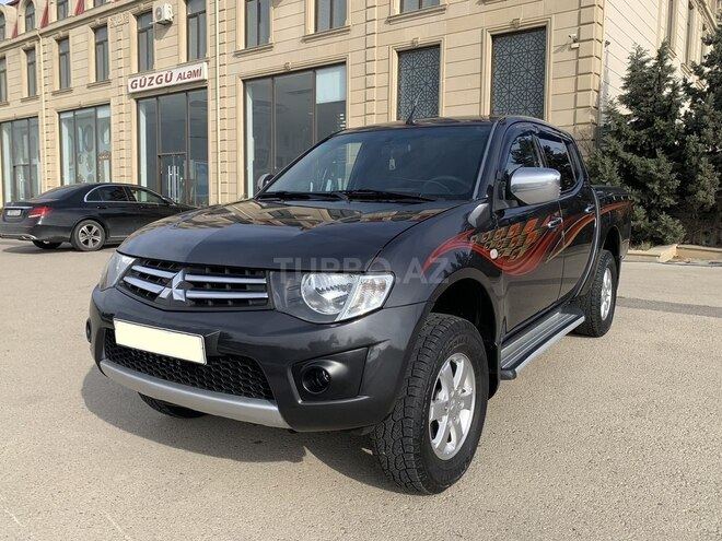 Mitsubishi L200 2012, 183,559 km - 2.5 l - Bakı