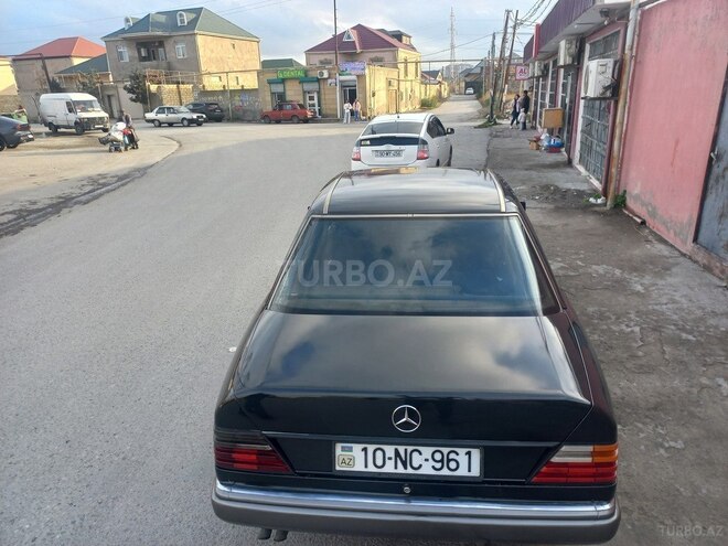 Mercedes E 200 1990, 300,000 km - 2.0 л - Bakı