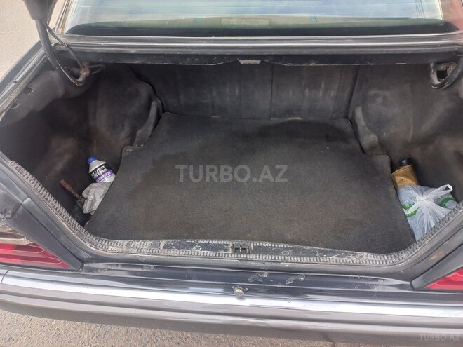 Mercedes E 200 1990, 300,000 km - 2.0 л - Bakı