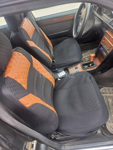Mercedes E 200 1990, 300,000 km - 2.0 л - Bakı