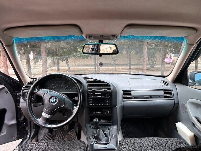 BMW 318 1998, 356,456 km - 1.8 l - Sumqayıt
