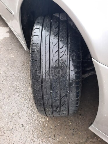 Mercedes E 240 2003, 290,000 km - 2.6 l - Hacıqabul