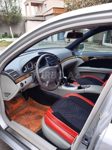 Mercedes E 240 2003, 290,000 km - 2.6 l - Hacıqabul