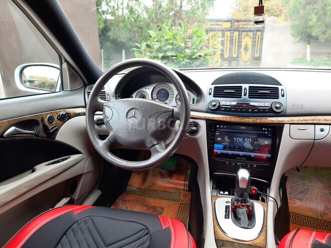 Mercedes E 240 2003, 290,000 km - 2.6 l - Hacıqabul