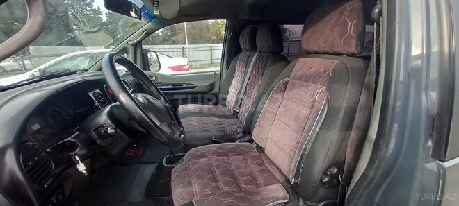 Hyundai H-1 2005, 323,232 km - 2.5 l - Bakı
