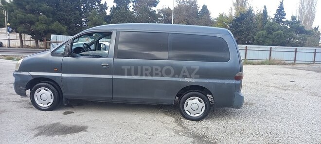Hyundai H-1 2005, 323,232 km - 2.5 l - Bakı