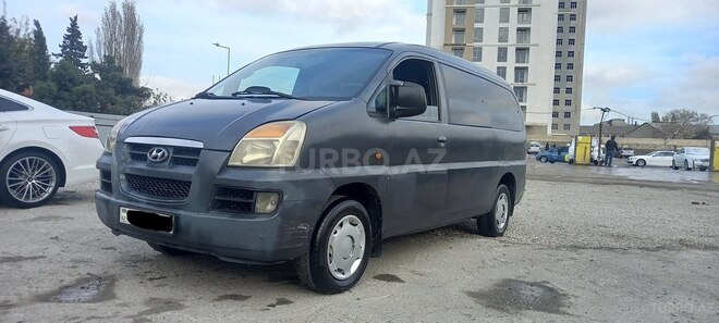 Hyundai H-1 2005, 323,232 km - 2.5 l - Bakı