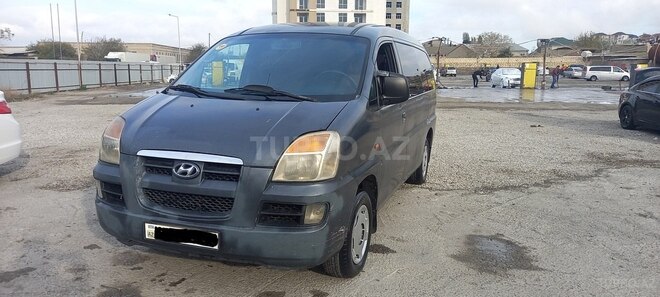 Hyundai H-1 2005, 323,232 km - 2.5 l - Bakı