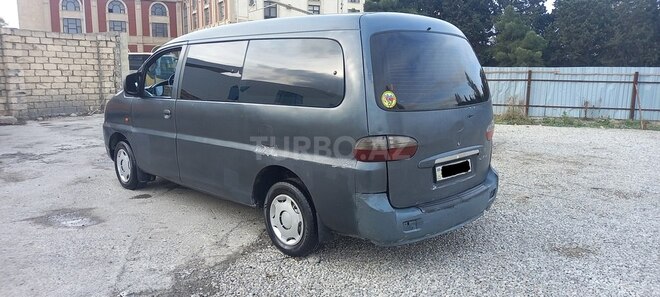 Hyundai H-1 2005, 323,232 km - 2.5 l - Bakı