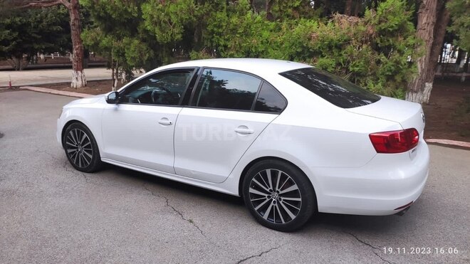 Volkswagen Jetta 2010, 273,588 km - 2.5 л - Bakı