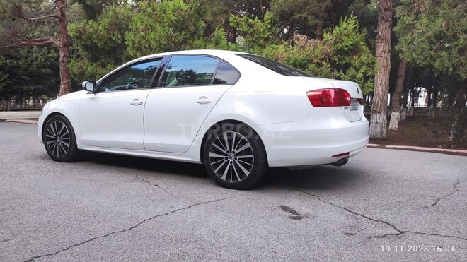 Volkswagen Jetta 2010, 273,588 km - 2.5 л - Bakı