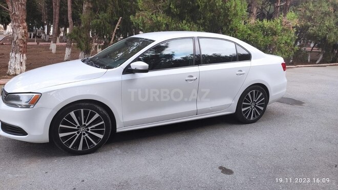 Volkswagen Jetta 2010, 273,588 km - 2.5 л - Bakı